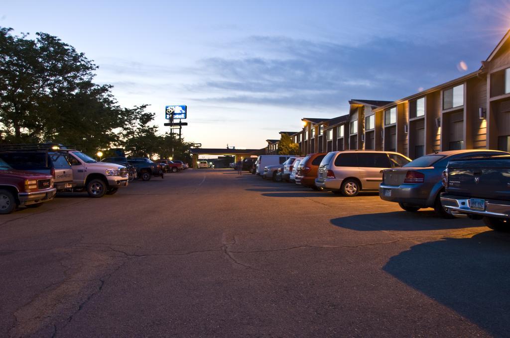 Super 8 By Wyndham Casper East/Evansville Ngoại thất bức ảnh