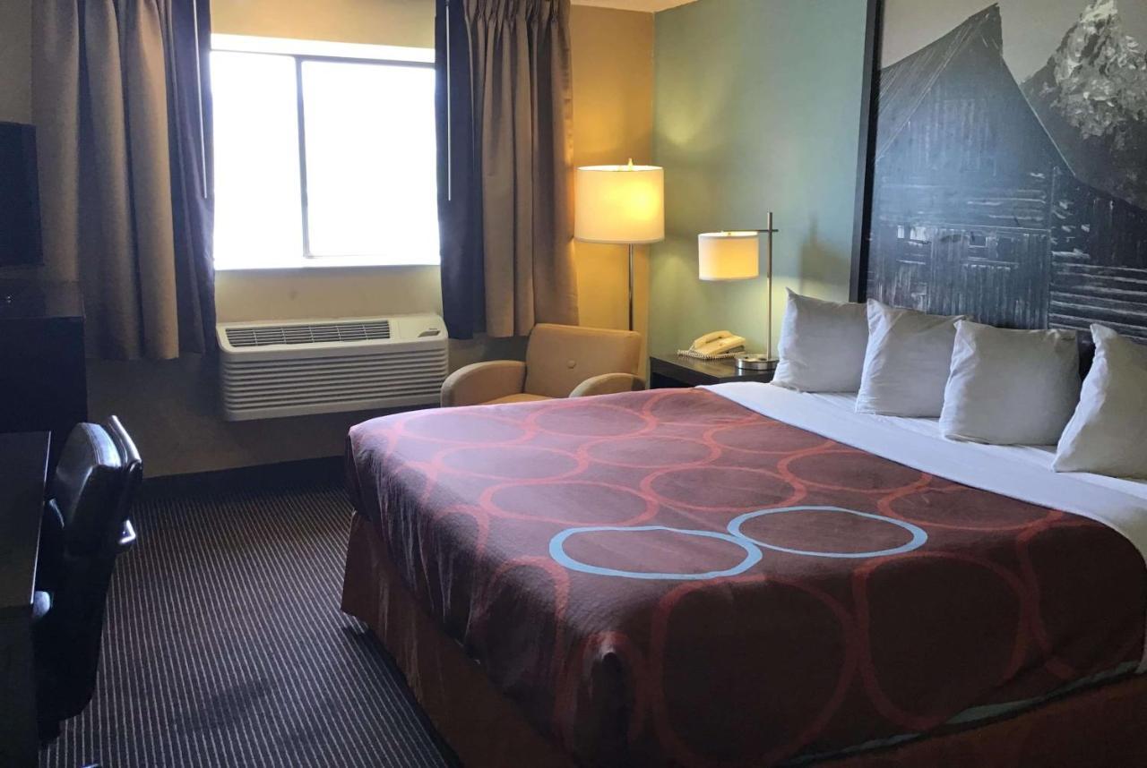 Super 8 By Wyndham Casper East/Evansville Ngoại thất bức ảnh