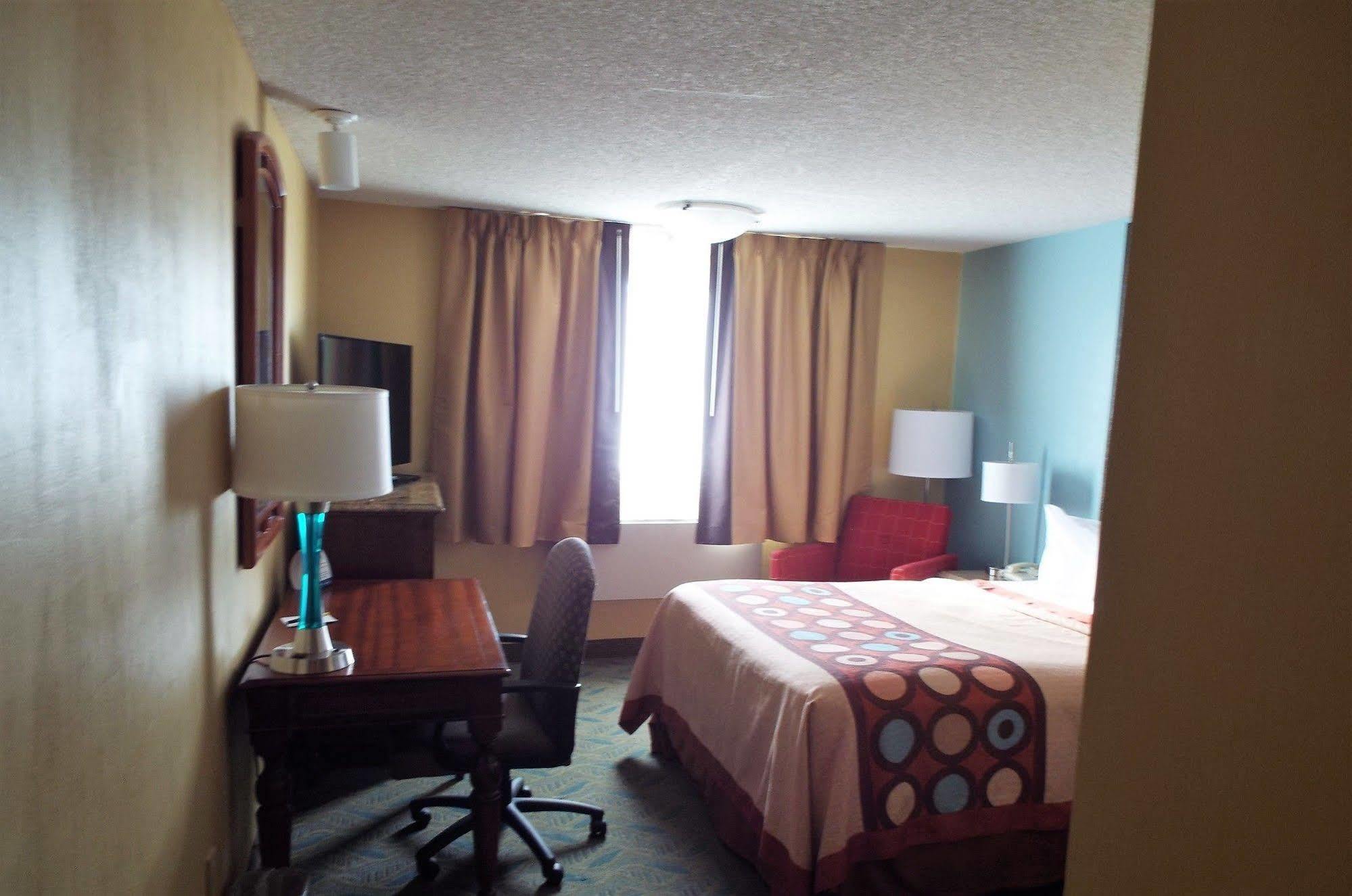 Super 8 By Wyndham Casper East/Evansville Ngoại thất bức ảnh