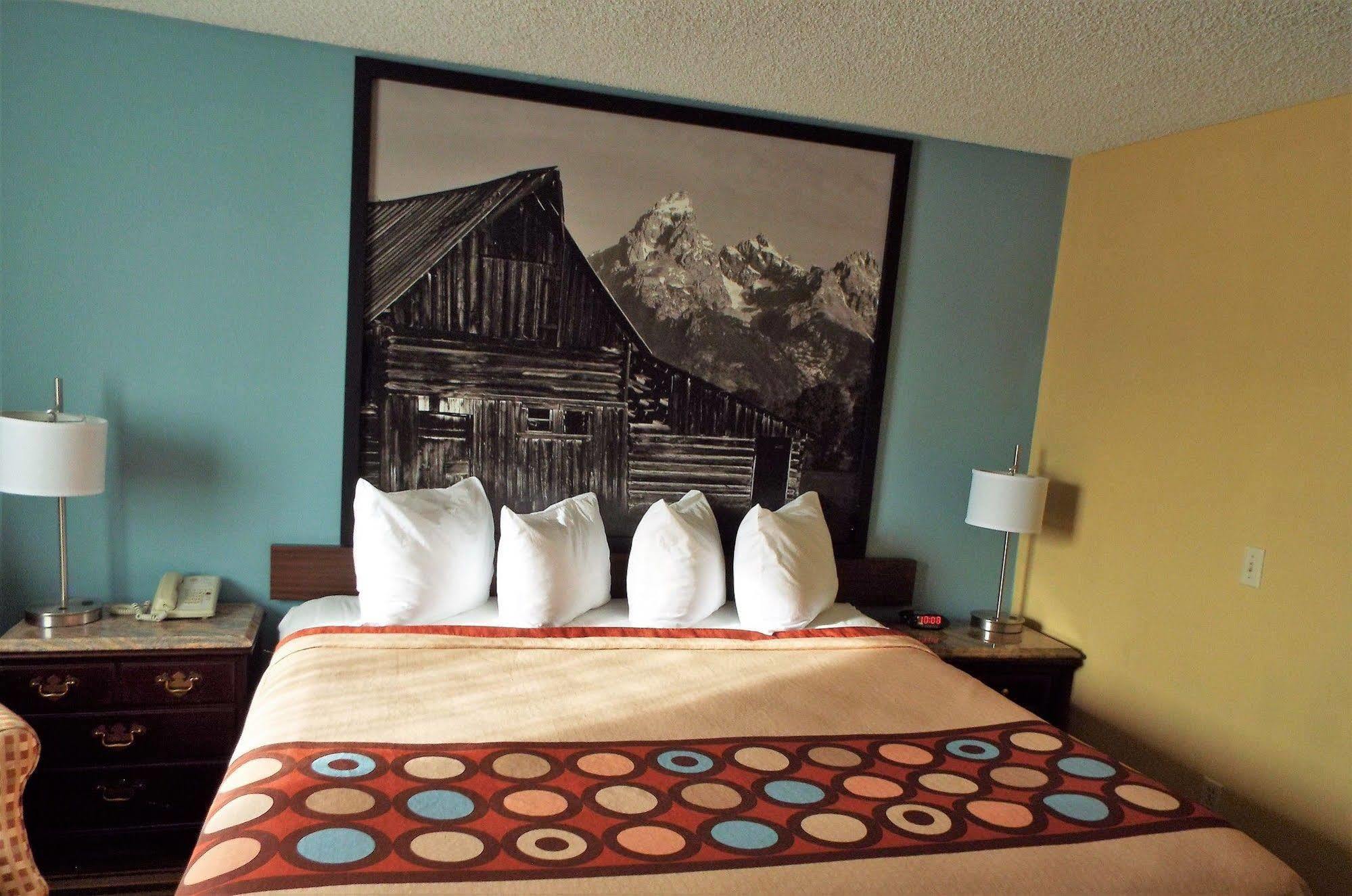Super 8 By Wyndham Casper East/Evansville Ngoại thất bức ảnh