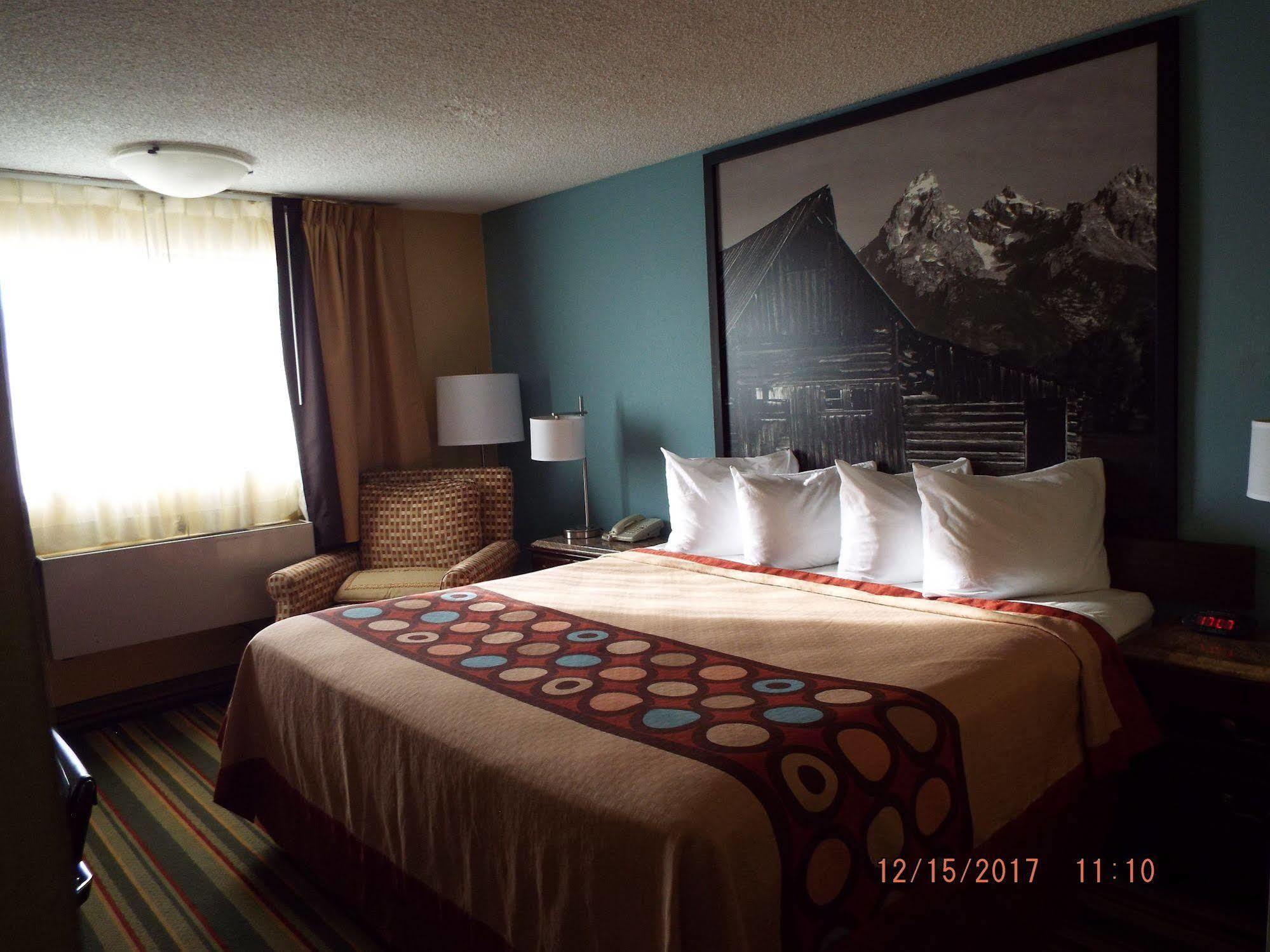 Super 8 By Wyndham Casper East/Evansville Ngoại thất bức ảnh